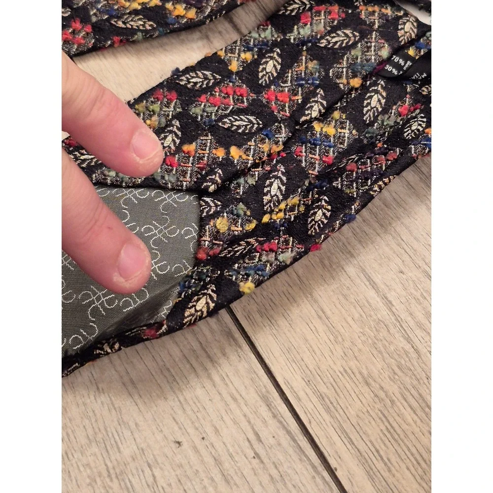 Tino Cosma Tom James Mens Silk Blend Leaf Jacquard Multi Color Tufted Tie Italy